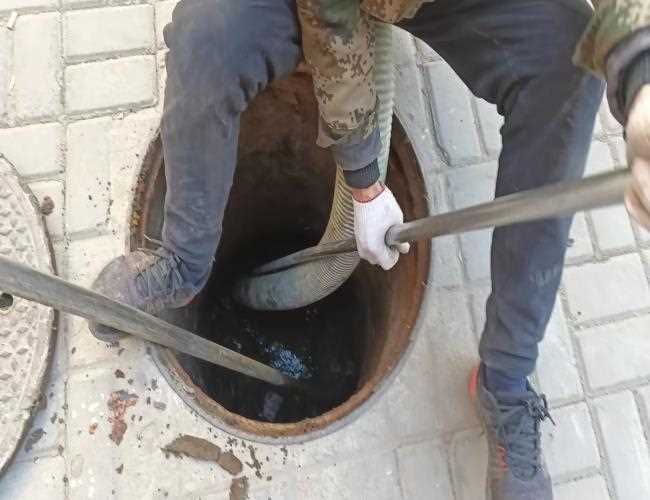 (東城疏通下水道)疏通下水道用含有硫酸成份藥水的后果
